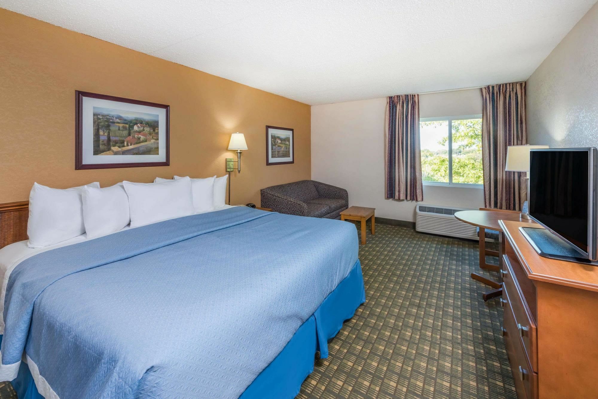 Days Inn By Wyndham Kirksville Exteriér fotografie